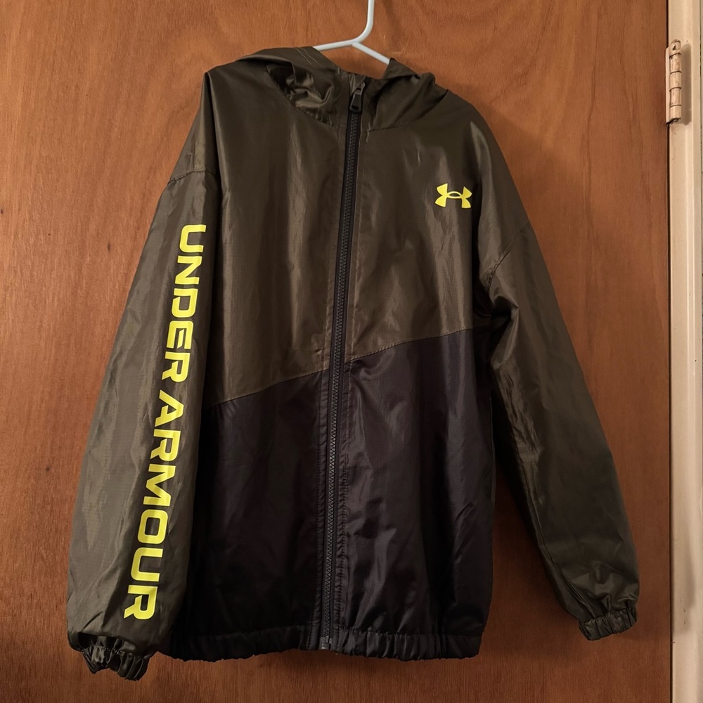 Under armour boys size medium 8-10 windbreaker rain jacket